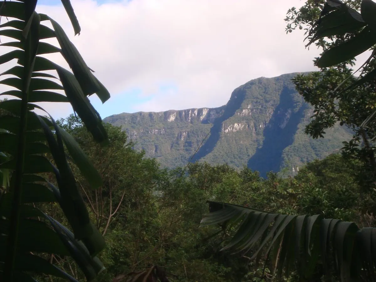 Herberg Pousada Vida Artesanal Pedra